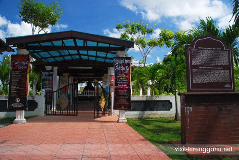 MEMORIAL BATU BERSURAT - 5 KM
